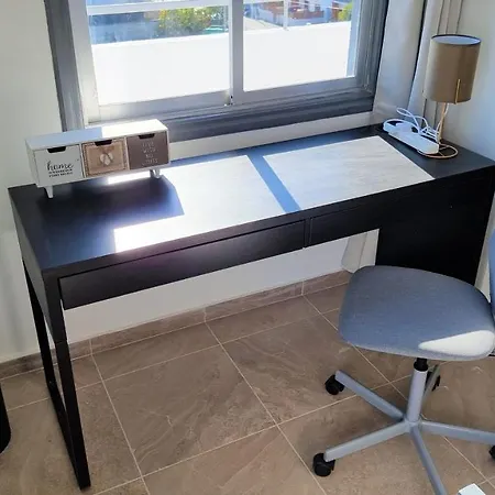 With 360° Balcony And Direct Sea And Harbour View! Appartement Larnaca