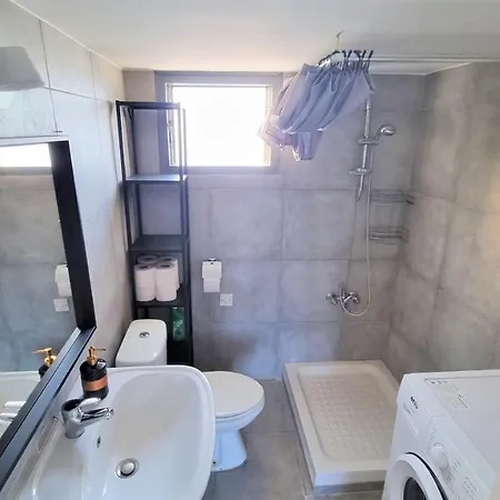 With 360° Balcony And Direct Sea And Harbour View! *